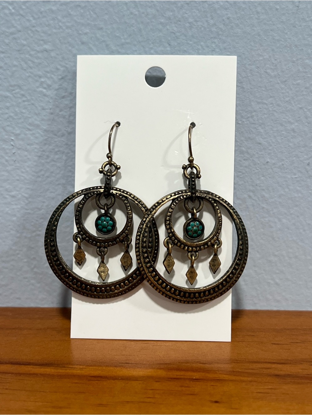 LUCKY BRAND Antique Brass Tone Boho Circle Chandelier Teal Stone Center Earrings